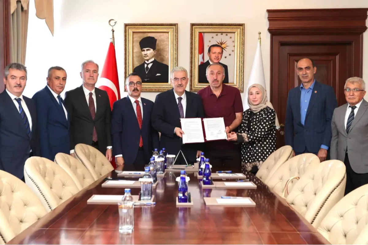 İnegöl’e Hayırsever Desteği: 16 Derslikli Saffet Altunal İlkokulu Yapılıyor