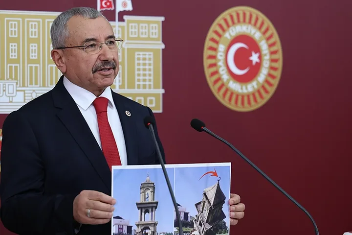 Sancaktepe'de Anıtı Yıkma, Milletvekili Eleştiriyor
