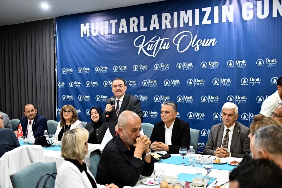 Muhtarlar Günü’nde Muratpaşa’da Özel Toplantı