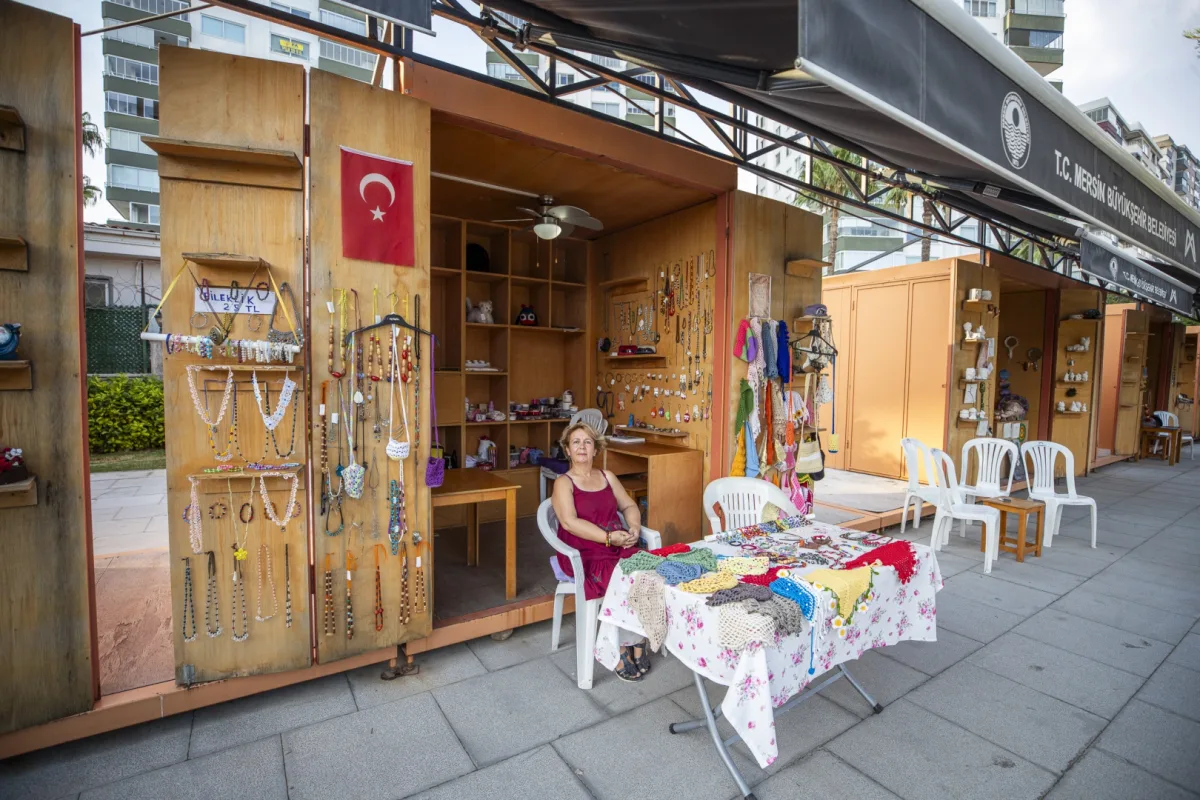 Mersin'de Kadın Emeği Trafik Park'ta Ekonomi Oluyor