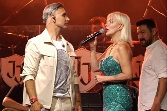 Ömür Gedik ve Doğuş, Jolly Joker'da Şöhret Tırmandı!