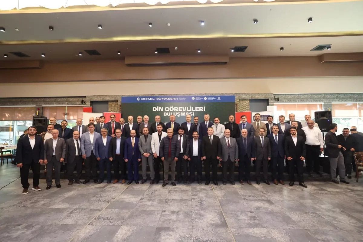 Büyükakın Din Görevlileriyle Buluştu: 'Sizin Olduğunuz Nokta'