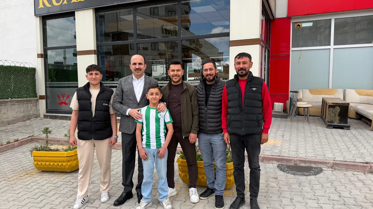 Başkan Altay ve Kavuş Esnafla Buluştu