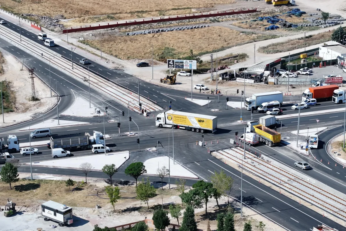 Konya Tramvay Hattı'nda Yol Yenileme Tamamlandı
