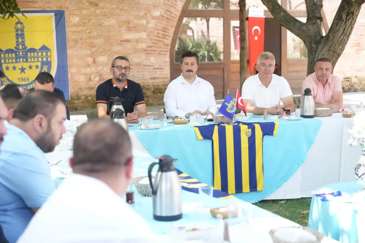 Yenişehir Belediyespor, yeni yönetimde sezonu hazırlıyor