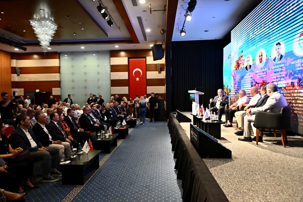 Başkan Uysal: Turizmde Yeni Döneme Hazırlanmalıyız