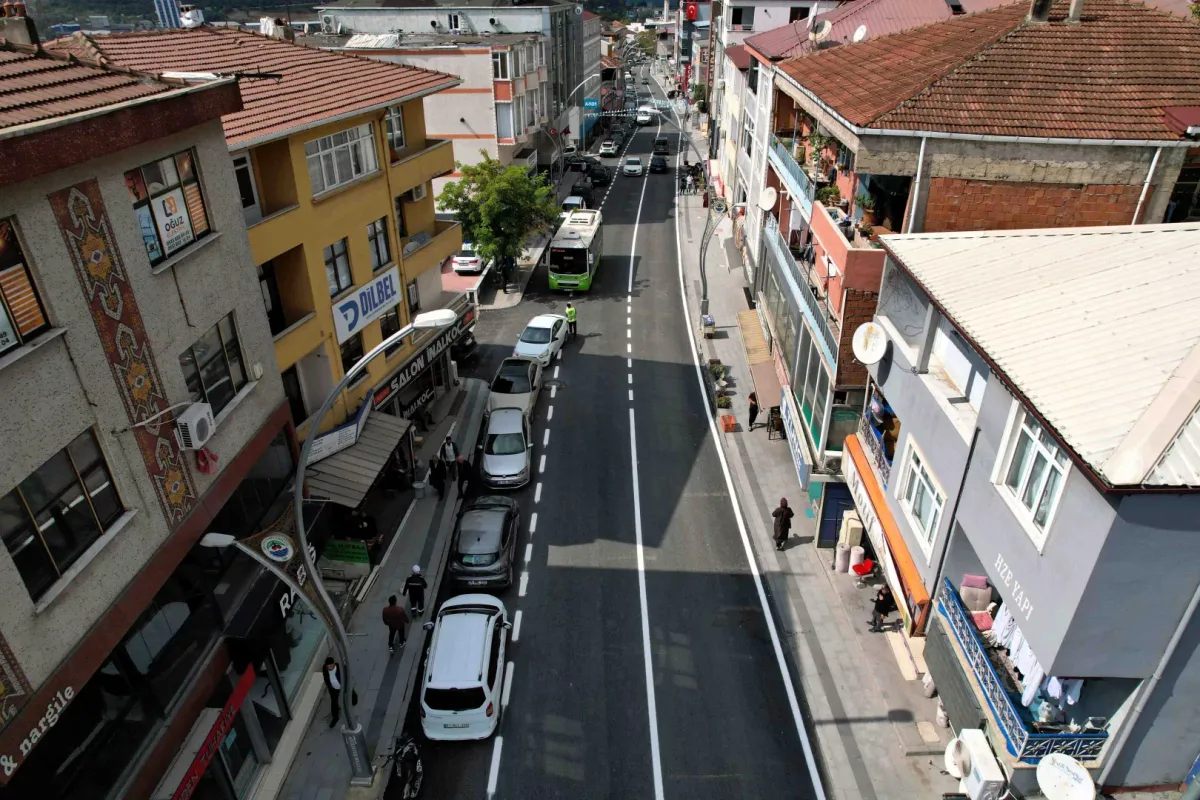 Kocaeli Büyükşehir’den Dilovası’na Ulaşım Odaklı Yol ve Kavşak Çalışması
